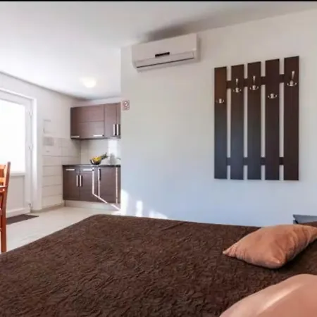 Affabilis Vip House *