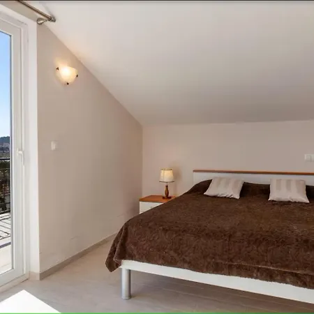 아파트 Affabilis Vip House