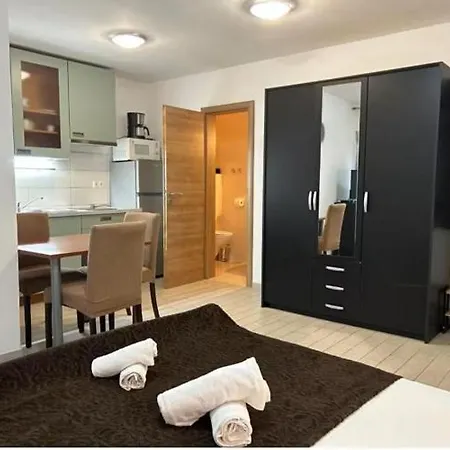 아파트 Affabilis Vip House